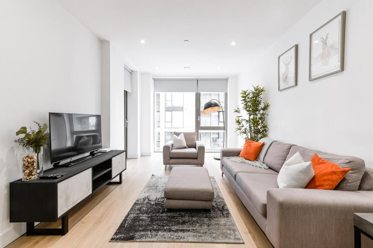 Khayat Homes - The Owelor - Two Bed London Kültér fotó